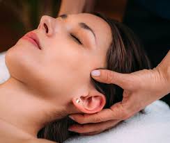 Servicio 05: Masaje craneal y facial